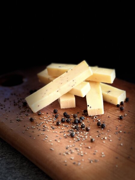 Bio-Weidemilchk&auml;se Pfeffer, Laib